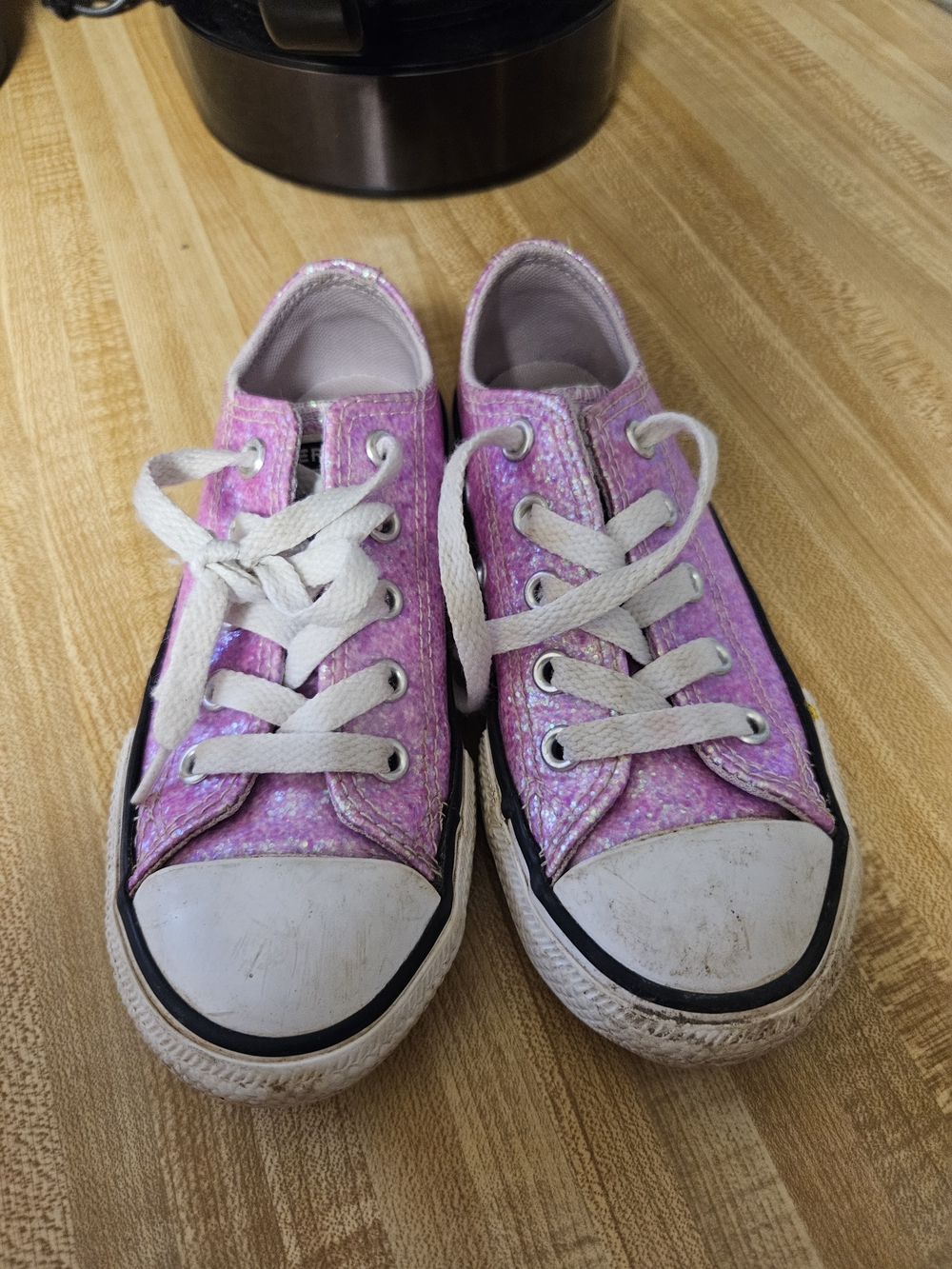 Converse Kids Glitter Low-Top Sneakers in Pink